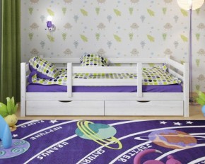 Детская кровать из массива березы Соня-5 (Белый/Лак) в Верхней Салде - verhnyaya-salda.ok-mebel.com | фото 1