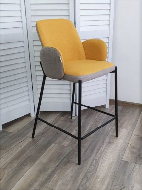 Полубарный стул NYX (H=65cm) VF106 желтый / VF120 серый М-City в Верхней Салде - verhnyaya-salda.ok-mebel.com | фото 3