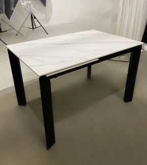 Стол CORNER 120 MATT WHITE MARBLE SOLID CERAMIC / BLACK, ®DISAUR в Верхней Салде - verhnyaya-salda.ok-mebel.com | фото 2